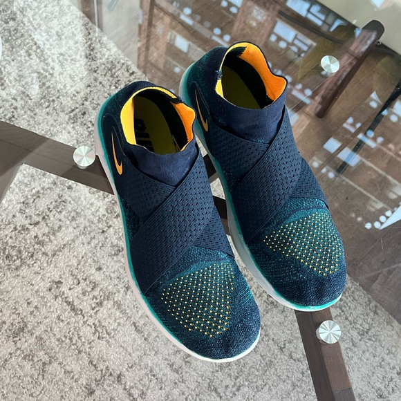 Nike Free RN Motion Flyknit Men's Running Training Athletic Shoes Sz 10 - Picture 3 of 8